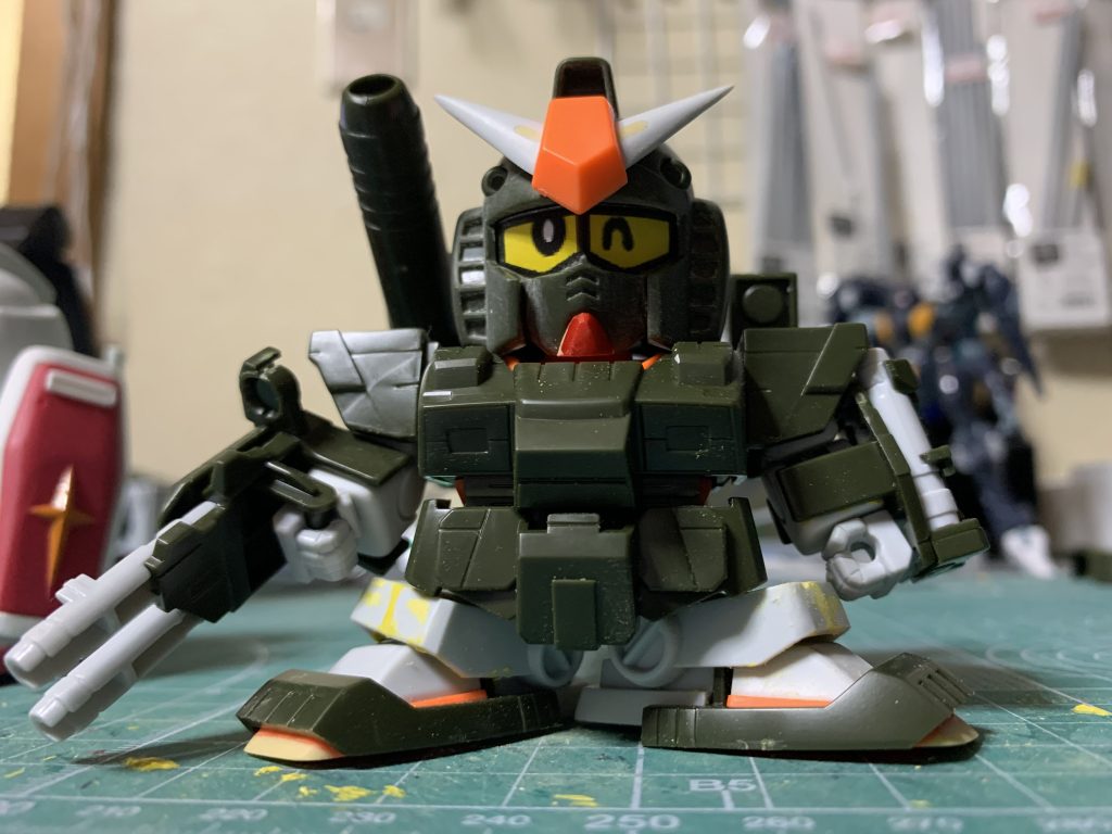 制作過程。完成系よりかなり角張ってる感がありシャープなイメージ