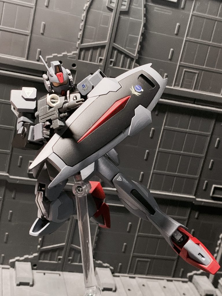 ビームカービン。新調したハンドパーツでも持てるよう持ち手部分を削り込んでいます。