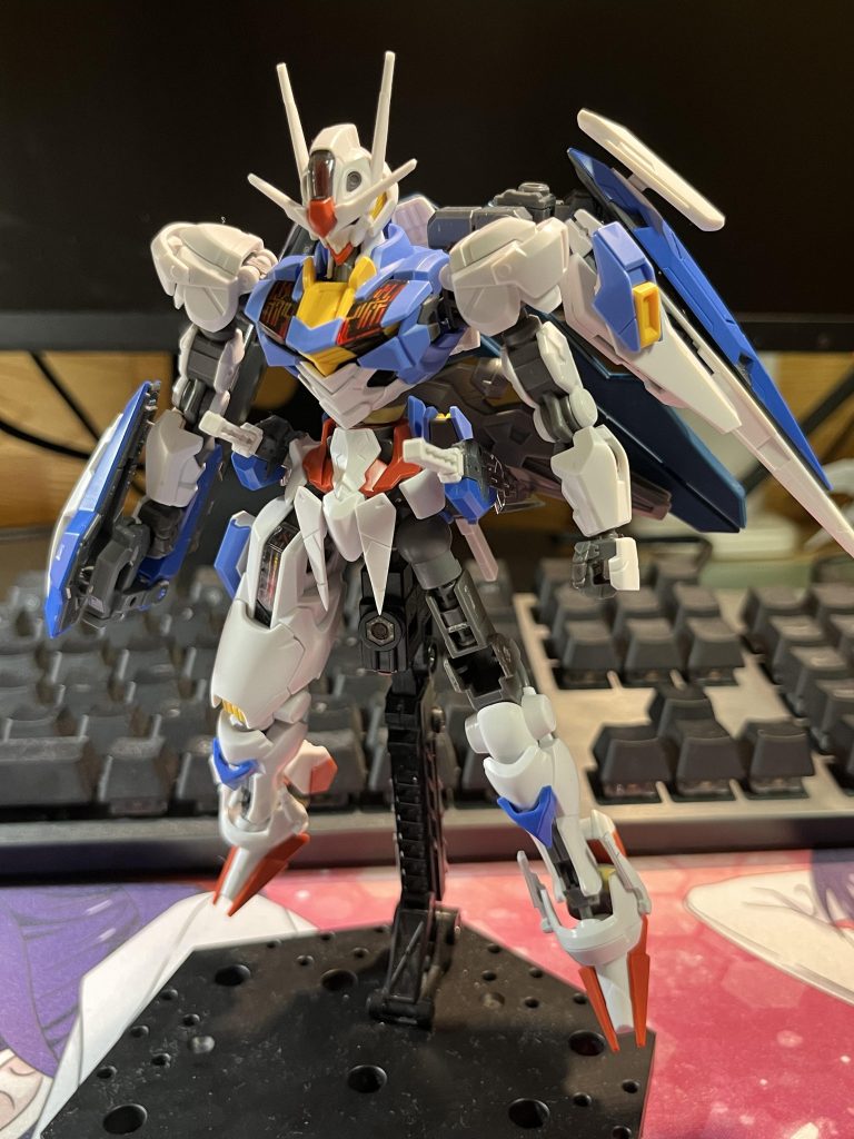 大腿部の後ハメ加工をしたり、前スカートのシャープ化や腹部,足首の延長をしました。この段階だと完成系とかなり近いですね。