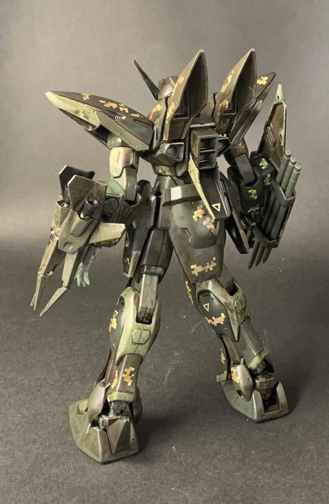 結構合わせ目が目立つけど、大きいと逆に少しくらいの合わせ目は普通なんかなと思ったくらいでそこまで気にならなかったです