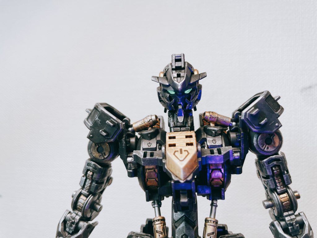 ビコーンシステム搭載です。UVライトの青さが映り込まないように撮影するにはどうすれば良いんですかね？