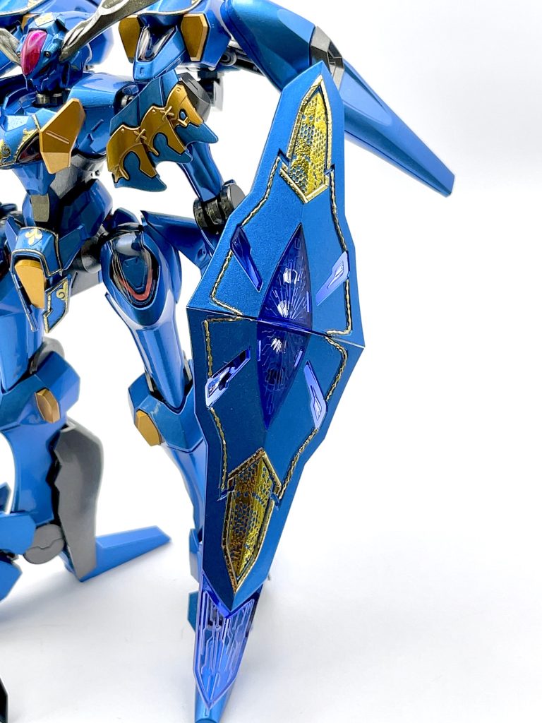 ベイル、剣はいずれもMSGのナイトマスターソードより。