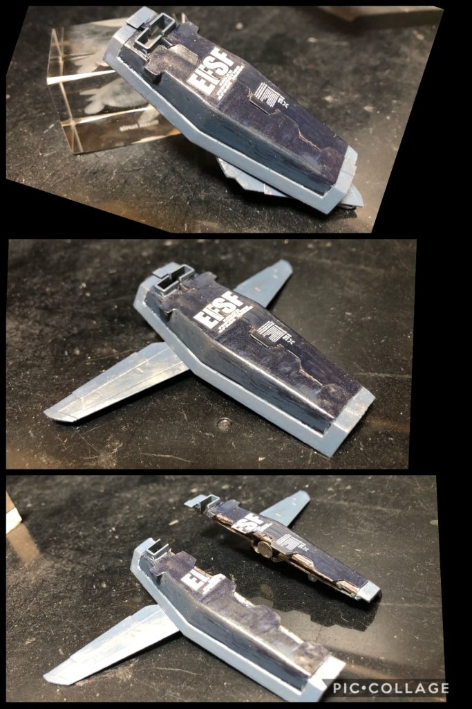 では、いよいよ各パーツをドッキング!あらかじめBパーツは脚の付け根を左右に広げてスタンバイしておきます。先ずはコアファイターをBパーツに。そしてAパーツを合体。脚の後ろのジョイントにシールドを設置すればGファイター形態の完成です!脚と肩にマグネットが入れてあり、それらが合わさる事で剛性を保ってます。コアファイターにも磁石が入れてあり、Bパーツと接合する様になってます。シールドは脚の後ろにハードポイントを設けましたので、そこに軸を差し込むだけです。