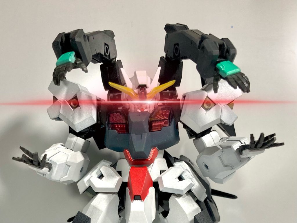 【パーメットスコア4+4】パーメットスコア6.5相当にあたり、ウルとソーンで負担を分担することでパーメットスコア4程度の負担で……という俺設定。トランザムの代わりということで、シェルユニットが赤く発光します。最後までご覧いただき誠にありがとうございました。【以下、駄文】突貫作業により至らぬ点が多々あり、改善点も山積している中での完成となりました。「アイデアをアイデア止まりにしない」という有名なアグニカ・カイエルの言葉を信じてここまで辿り着くことができたので後悔はありません。次回作がいつになるかわかりませんが、今後とも何卒よろしくお願いします。