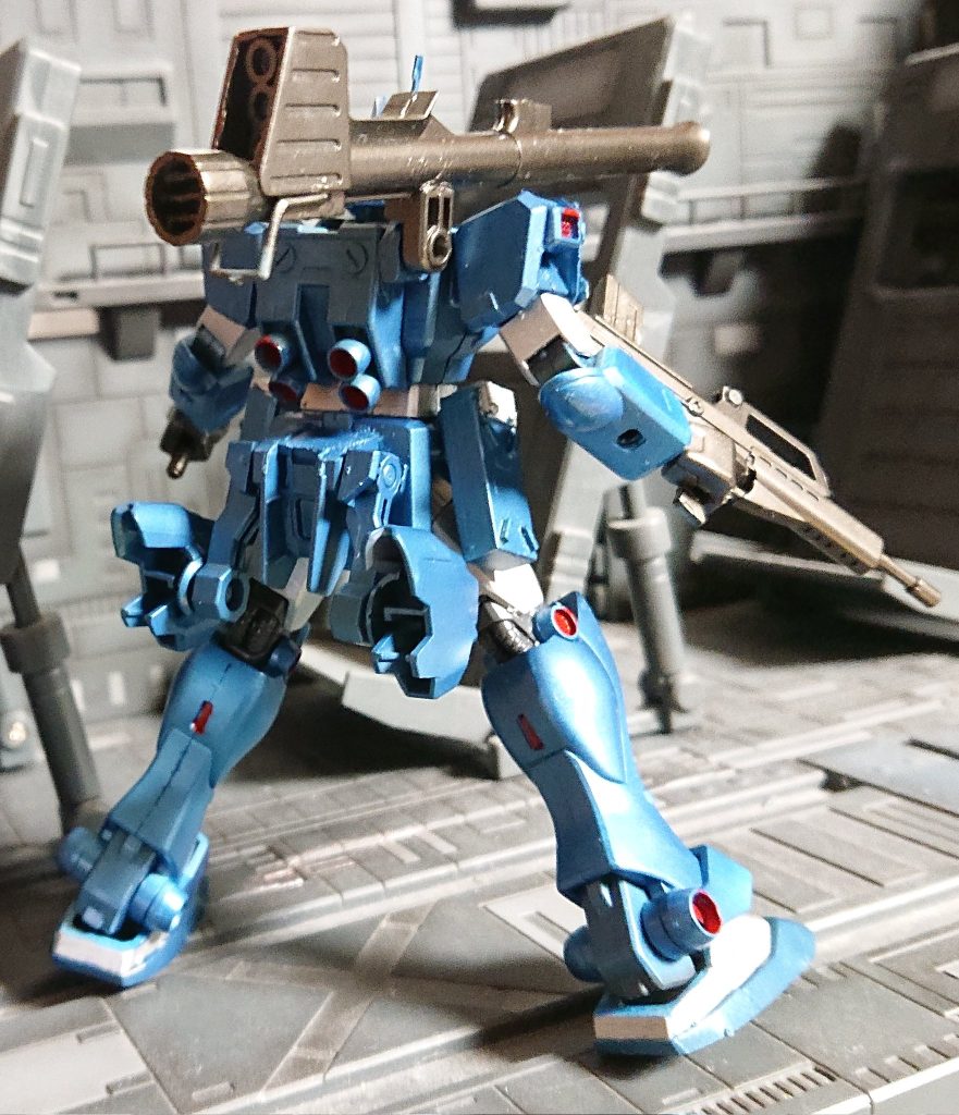 腰のウェポンラック的なものはルブリス