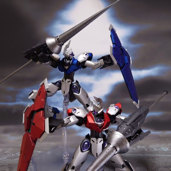 HGTWFM 1/144 ロイヤルガード ミカエラス/ミカエレス