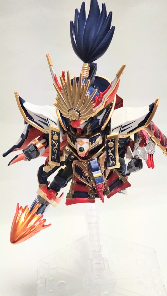 ファイナルベント・猛火龍撃蹴緋龍の炎のブレスを受けて、爆発的なスピードと威力を蹴りに乗せて敵に叩き込む必殺技。