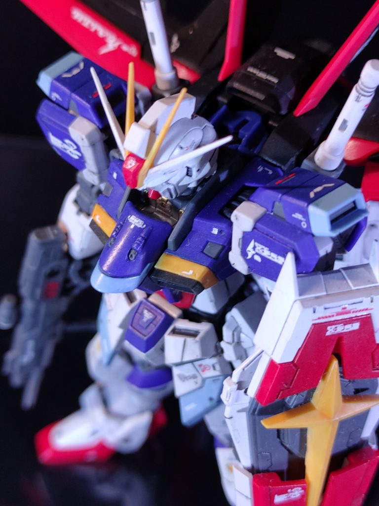 さすがのRGなんのディテールアップもしていません