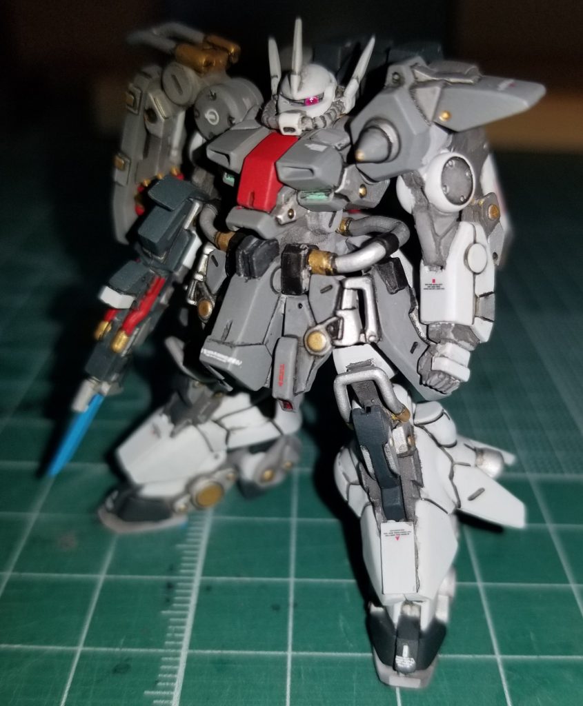 モノアイ可動させてます。