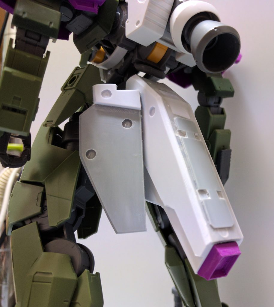 グレイズ改弐のリアアーマーはプラ板工作で新造