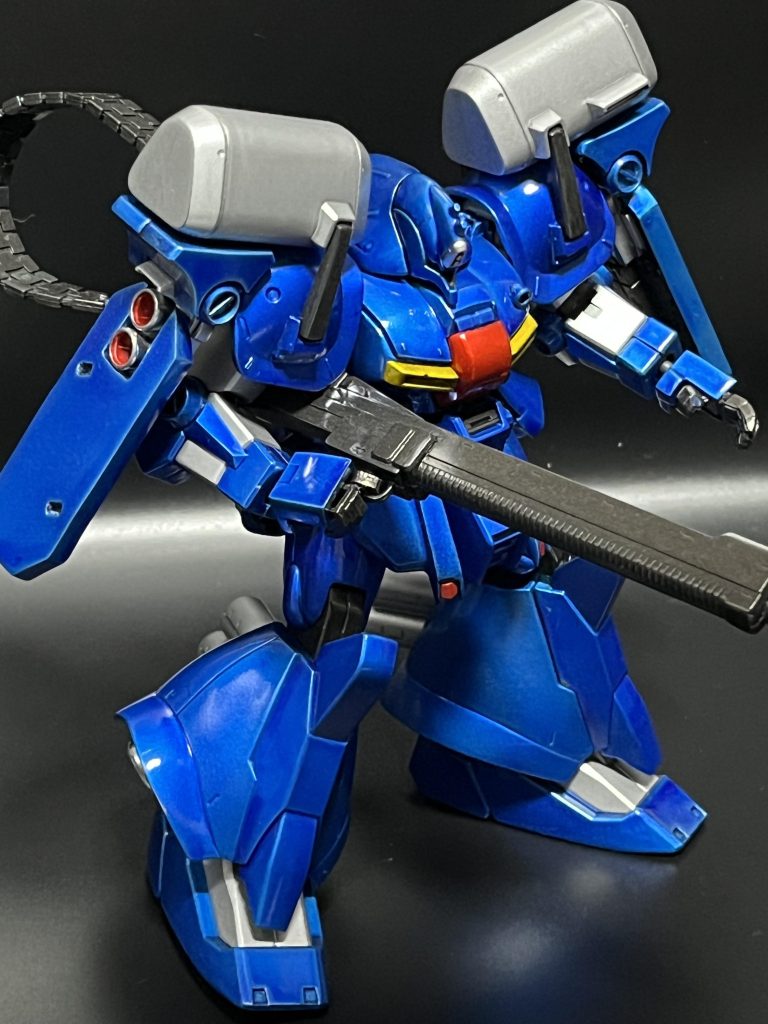 弾倉はシルバー武器に黒鉄色を利用