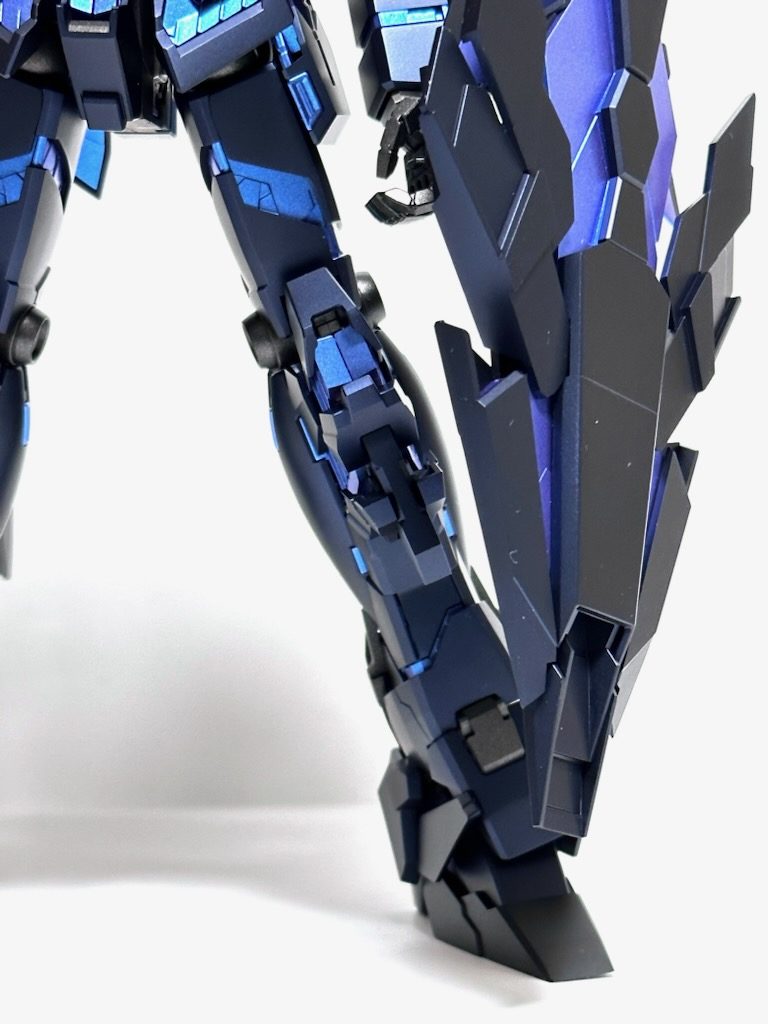 バンシィ・ノルン–2枚目/制作者：ジュン