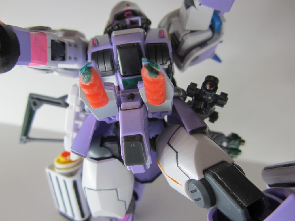 近接戦闘用ビーム砲塔を追加しました。