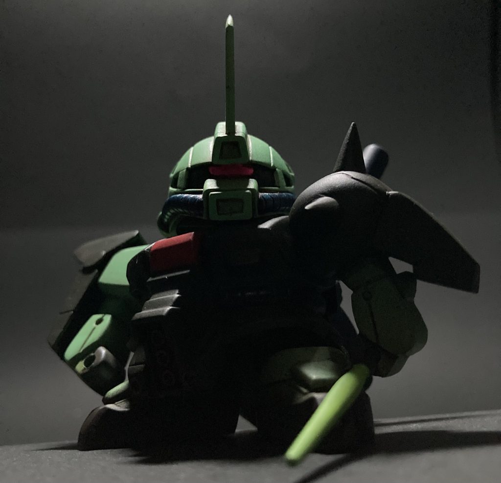 少しの改造で大きな変化を求める自分の工作スタイルがうまいことハマった感覚があって満足です♨️( * ◜ω◝ )ザ・強そうなザクことザクIII、良い機体です🎶