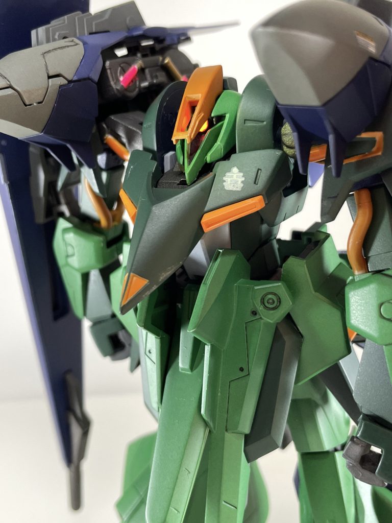 やってみたかったモノアイの発光を。