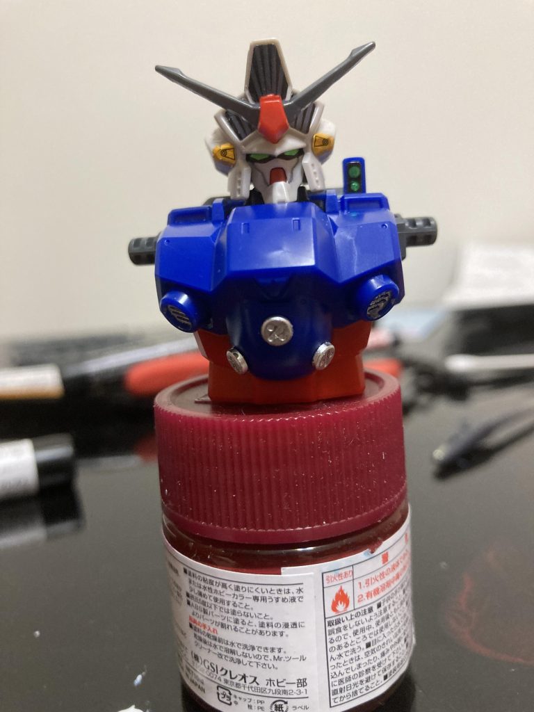 この時点だとバルカンはシールでいいやと思っていましたが結局塗装してグレーにしました