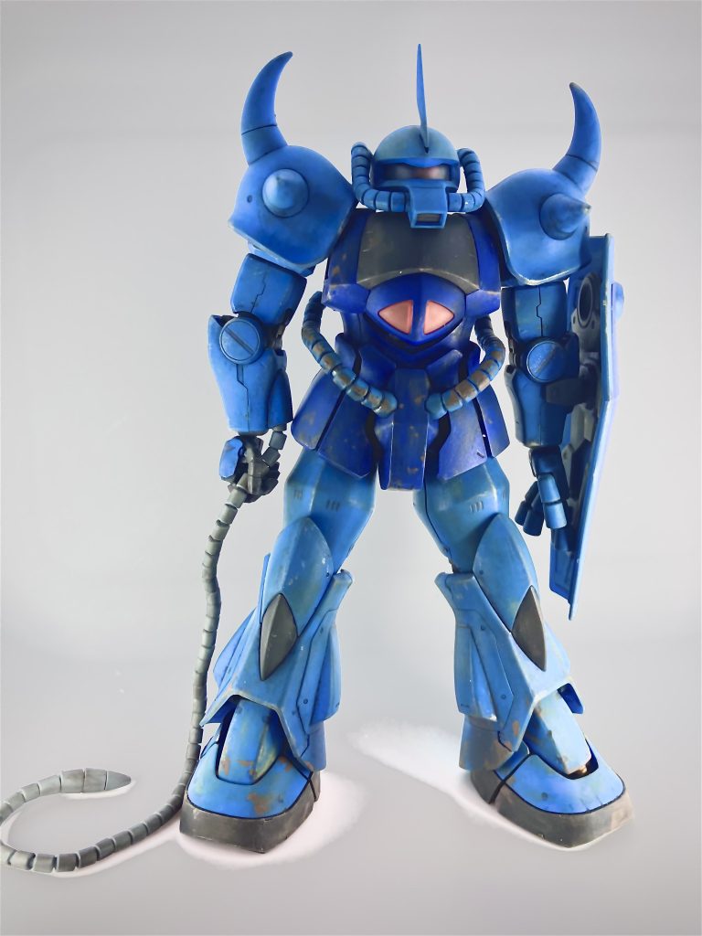 ジオン系MSの中で僕が最も好きなのがグフです。色、デザイン、使い勝手の悪さなど、魅力的でうっとりします。