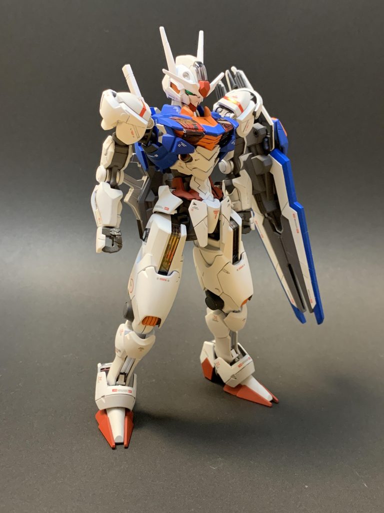 あと白い装甲をホワイトとニュートラルグレーで塗分けたんですが、差があんましなかったですね。次回はもーちょい濃い目のグレーで行きたいな。