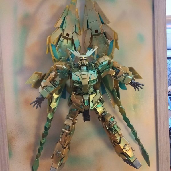 ユニコーンガンダム3号機フェネクス（覚醒バージョン）