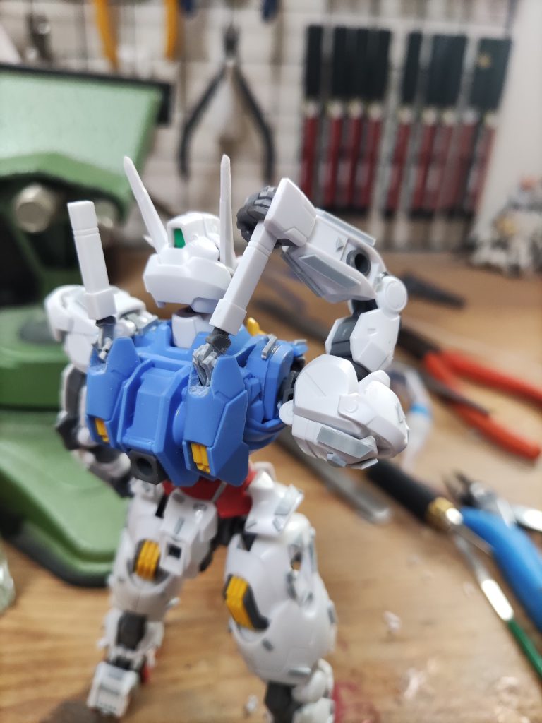 ビームサーベル可動もプラバンで制作