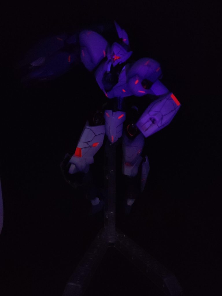 ミカエリス–4枚目/制作者：ヒットンダム