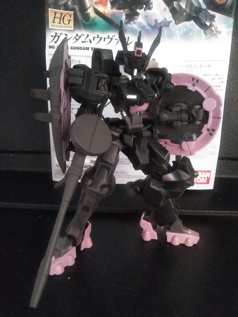 この人は『大部分の装甲を所持している』という、第一部の最終目標。 典型的な悪役スタイル。此方も中二病には垂涎モノ!🤤『グリムゲルデ用ライフル』