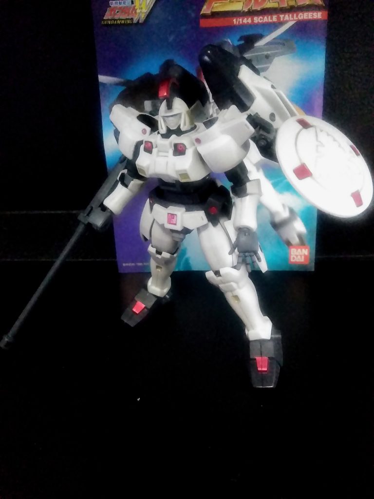 実家のマウンテンサイクルより発掘いたしました。弟の所持品ですが勝手に組み立てました。2000年4月発売だそうです。