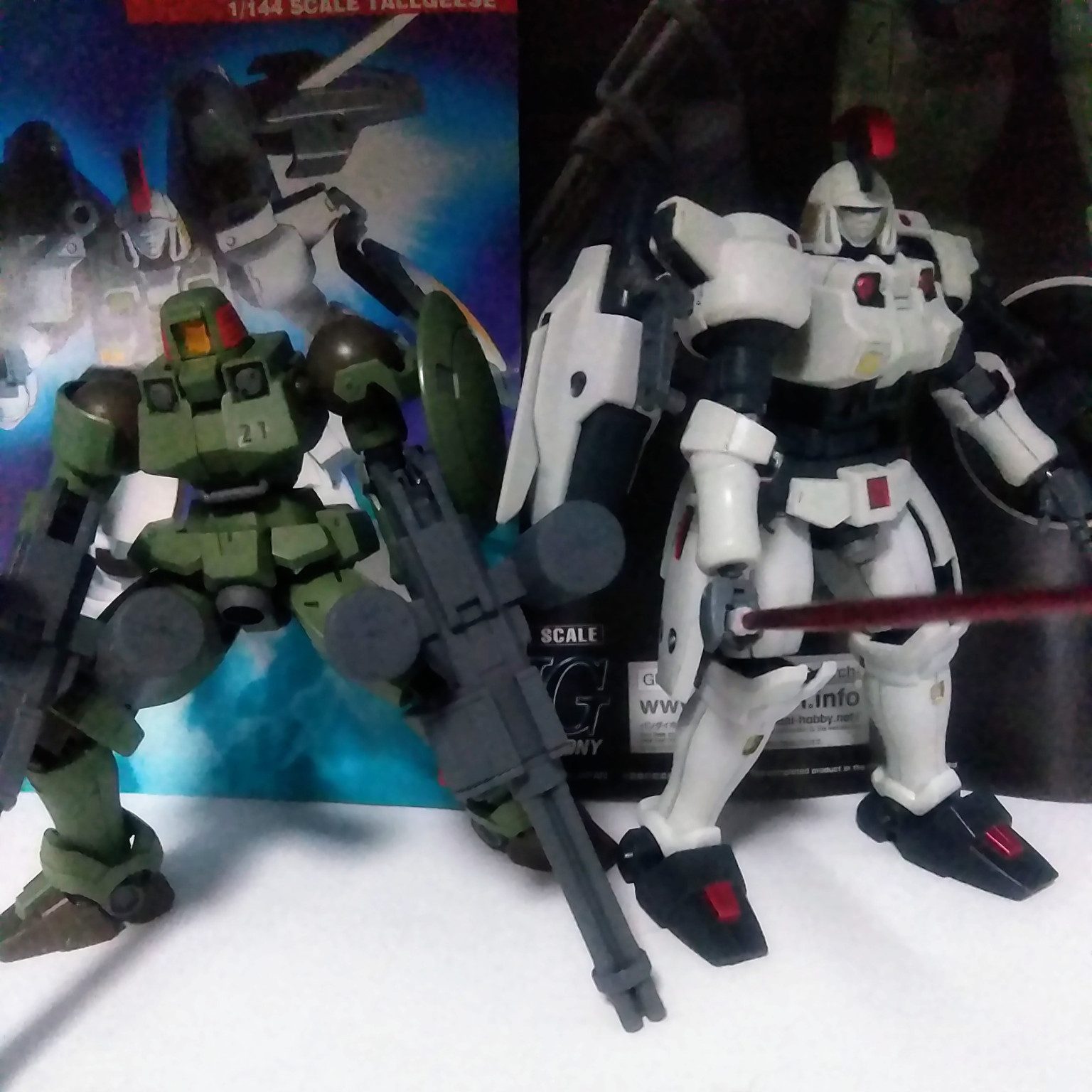 1/144 トールギス & HGAC リーオー｜みずかトモカサさんのガンプラ作品 