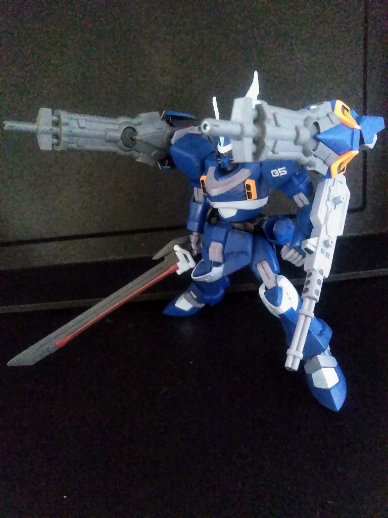 『ギャプラン』を彷彿させるフォルムがとってもカッコいい😍(ギャプランは自分の中で 1,2 を争う大好きな機体🤗💖)