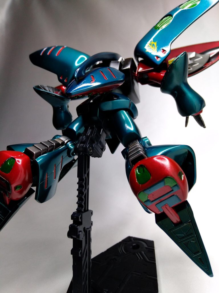 足の裏も塗装しました。全身キャンディー塗装です。