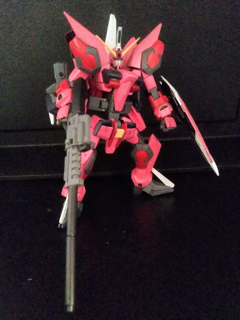 又もや中古屋さんからやってきた子です。この時期は何処にいっても『Seedキット』が『棚の守護神』として君臨してました。 『ロングレンジライフル』