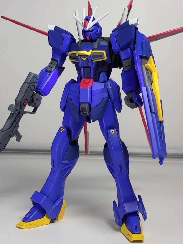 MSブルーZ系とコバルトブルーで塗装しています。