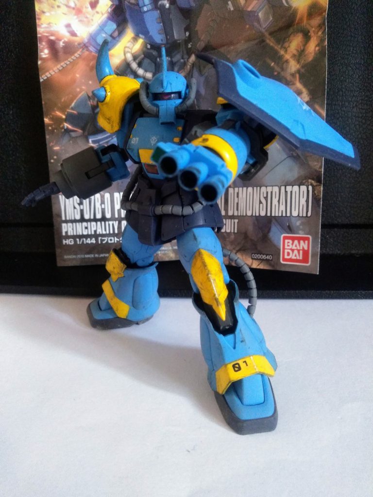 この子に黄色が入っているのは、『検証試験後に戦力不足の為、試験機でも実戦投入』という脳内設定からです。😁(ガンダム世界では最早常識😔)