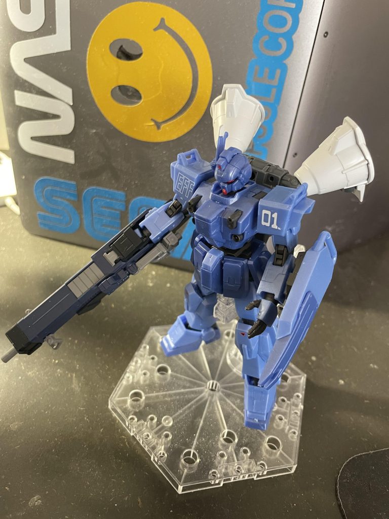 こちら没案にした、フルバーニアンバックパック装備です。宇宙世紀的には時代に合ってますが全体的にもっさりしてたのでやめましたw