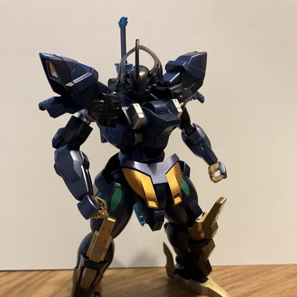 ダリルバルデ・鎧＜ガイ＞