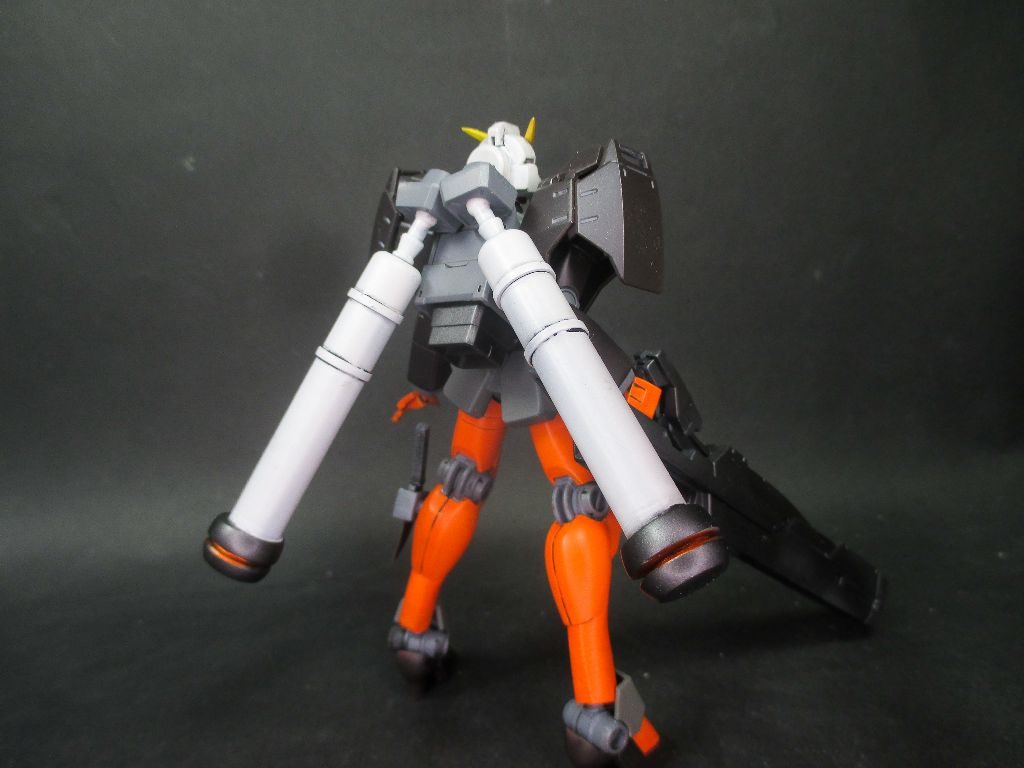 ノーベルガンダム・リアン–2枚目/制作者：堺・悠一