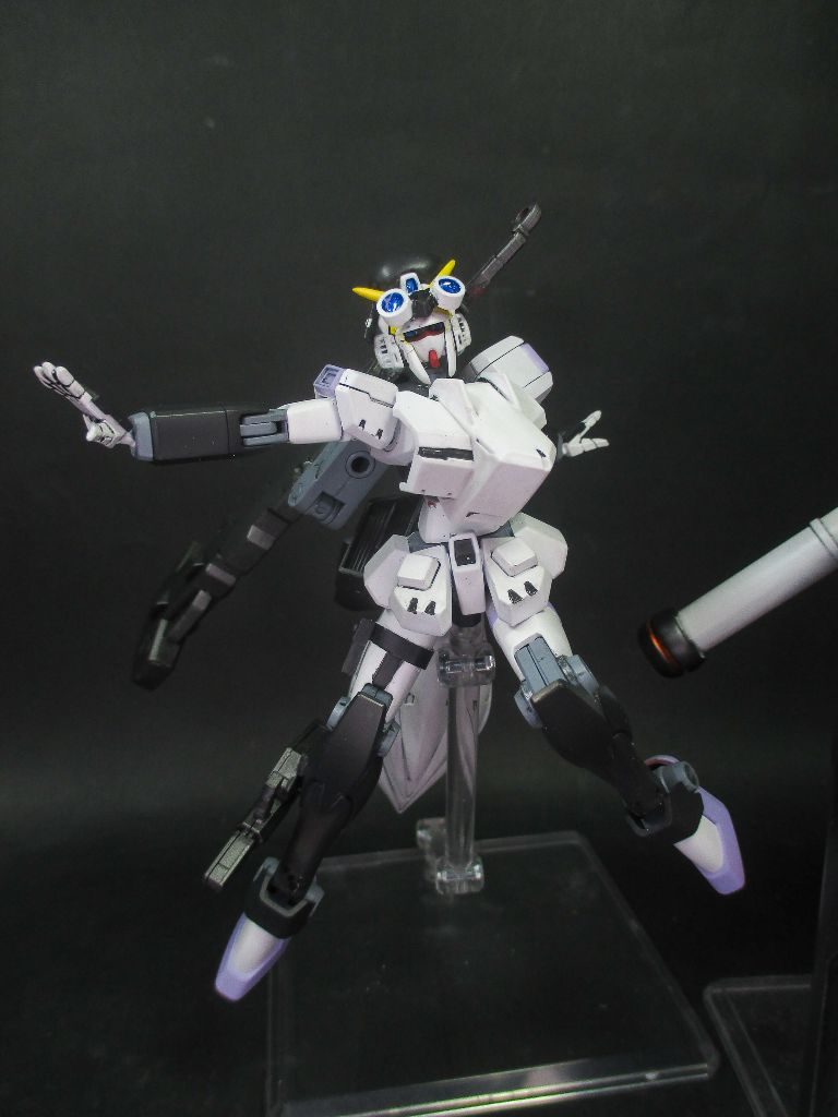 ノーベルガンダム・アプリコット–4枚目/制作者：堺・悠一