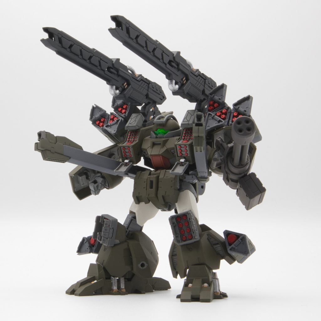 肩のレールガンx2腰のレール砲x2ビームガトリングミサイル合計80発一斉発射!!