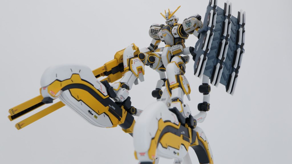 サブレッグで地上に向けて降下中