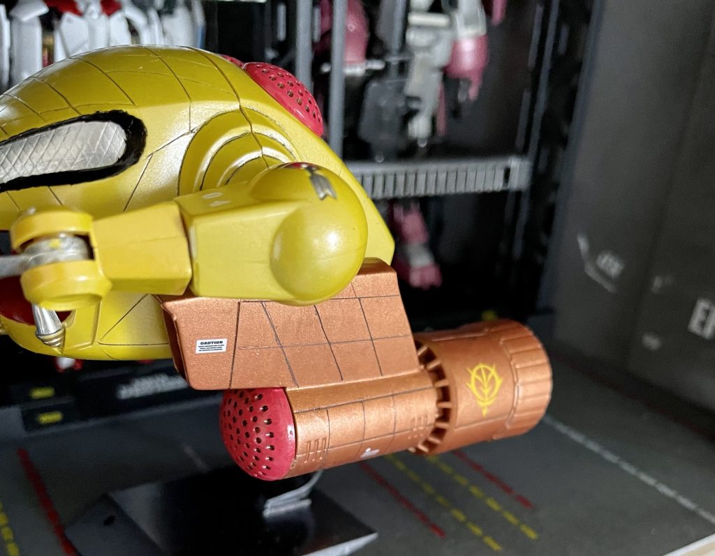 ブースター部分は大好きなカッパー色にしてジオンエンブレム追加