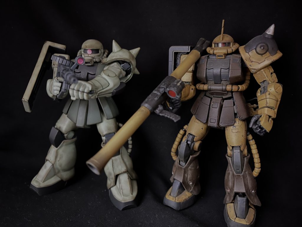 RG量産型ザクとツーショット!カラーリングのせいもあるけど最早別機体に見える!