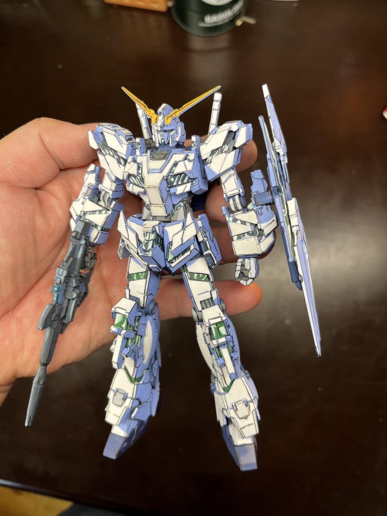 イラスト風塗装の写真撮影は、影を消すように撮るのが難しいですね。