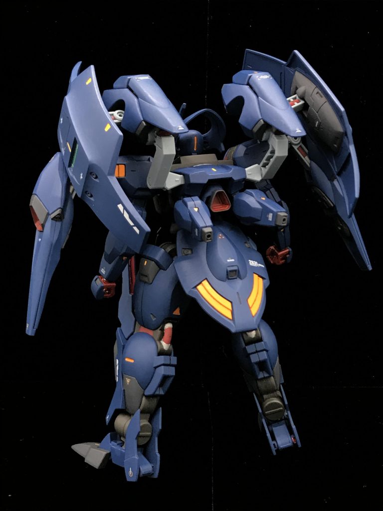 バックショット。ファラクトのバックパックに、ダリルバルデの取っ手を接着して、脱着可能にしました。