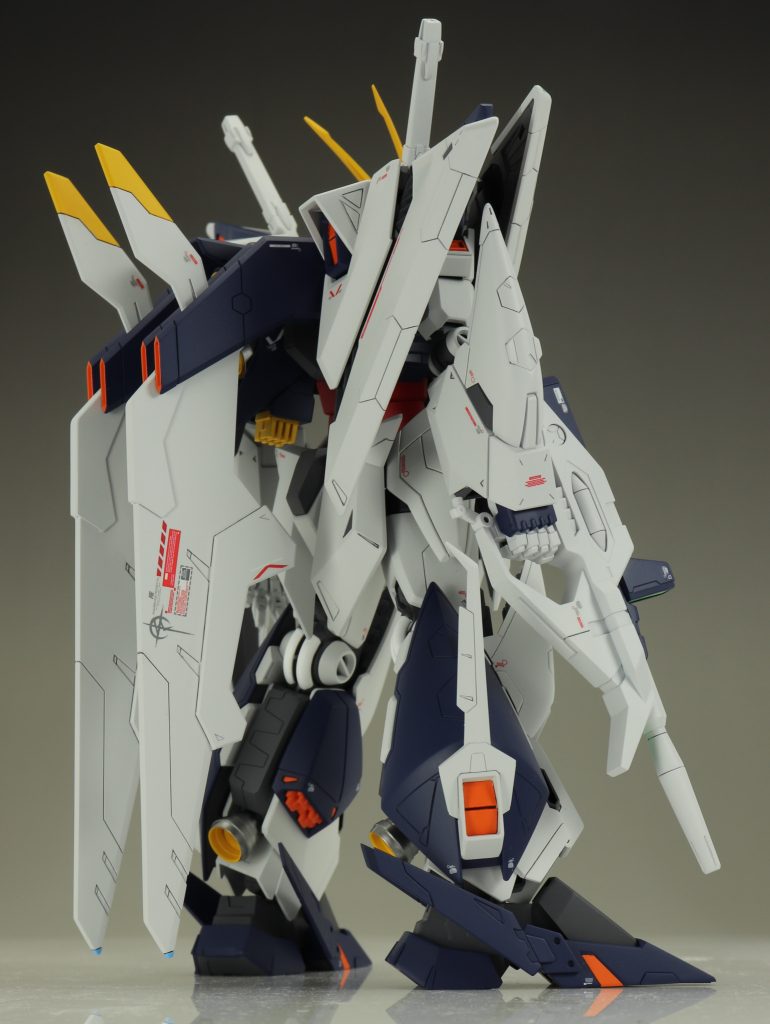 Ξガンダム–4枚目/制作者:げこげこ