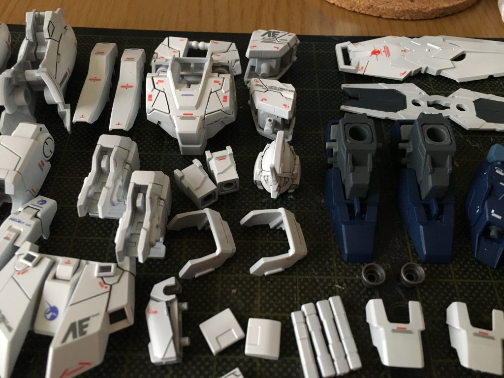 組み立て直前の写真が出てきたので貼っておきます。