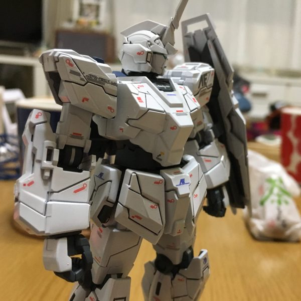 HG ユニコーンガンダム（ユニコーンモード）