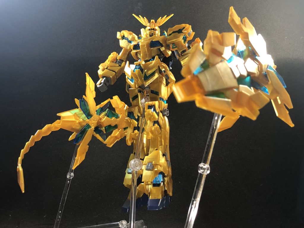 このアームドアーマーDEが飛んでるやつめちゃくちゃ好き