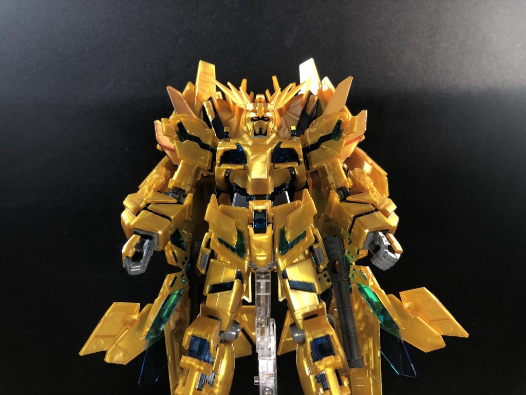 『機動戦士ガンダム U.C.0096 ラスト・サン』に登場したフェネクス(U.C.0096)アームドアーマーXCはバンシィ・ノルンのやつを拝借