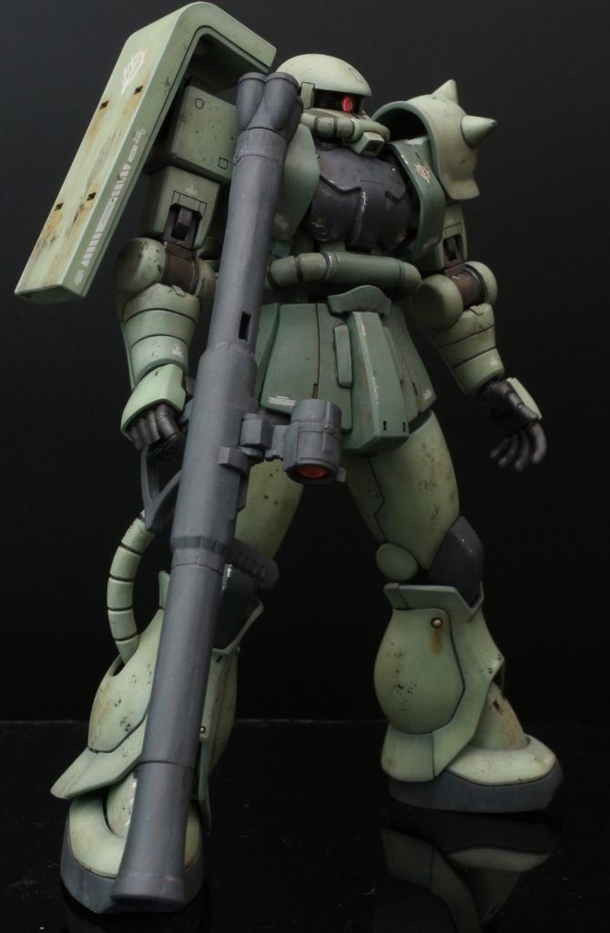 全体的にうるさくならない程度にディテールを追加して水転写デカールを貼りました．