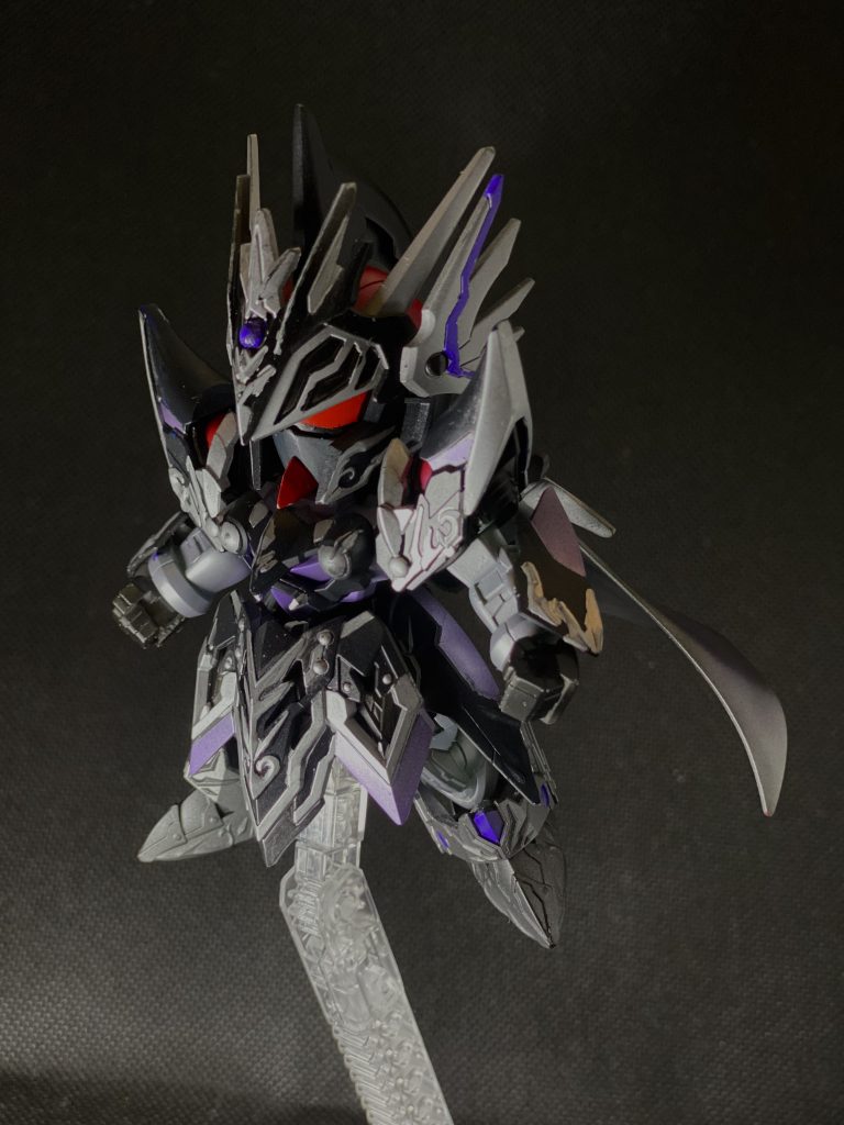 紋章部分はエナメルシルパーで筆塗装行いました